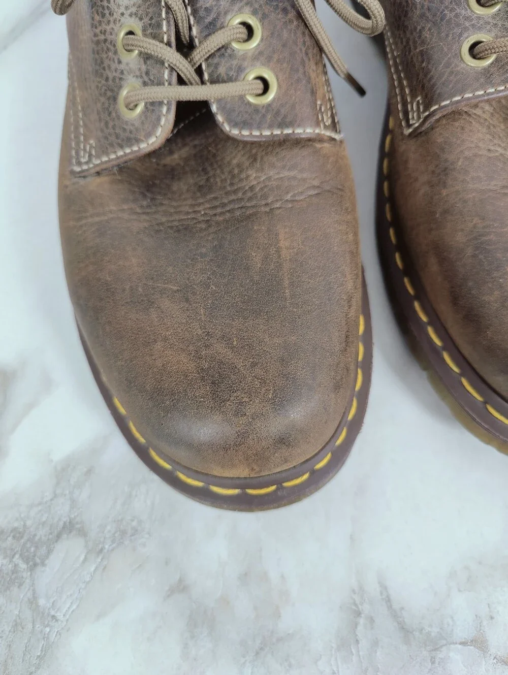 Dr. Martens Men's Boston Pebbled Leather Oxford Shoes, 14